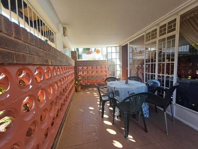 Townhouse for sale in Klerksdorp, North West