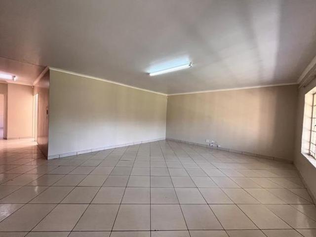 Townhouse for rent in Dr Kenneth Kaunda, North West