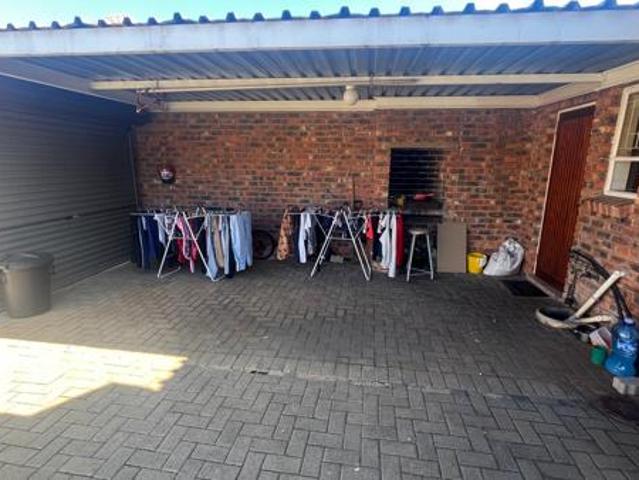 Townhouse for sale in Bloemfontein, Free State