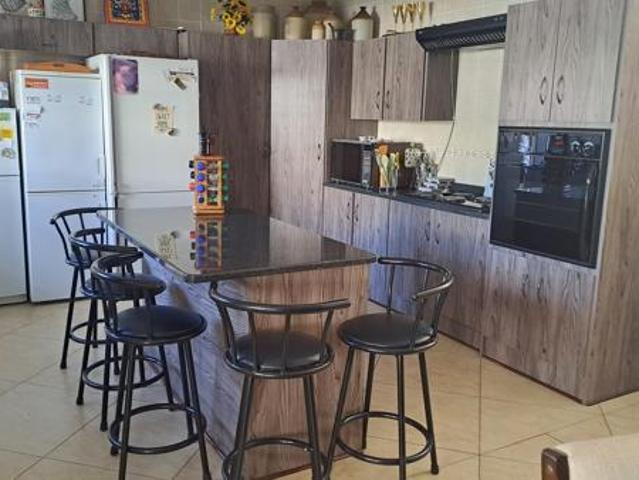 Townhouse for sale in Dr Kenneth Kaunda, North West