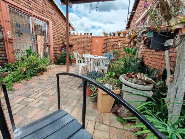 Townhouse for sale in Seshego, Limpopo