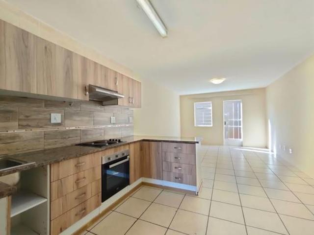 Townhouse for rent in Ekurhuleni, Gauteng