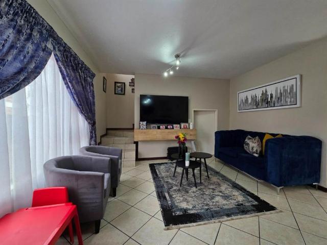 Townhouse for sale in Ekurhuleni, Gauteng