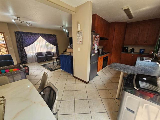 Townhouse for sale in Ekurhuleni, Gauteng