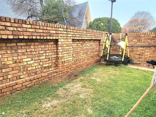 Townhouse for sale in Ekurhuleni, Gauteng
