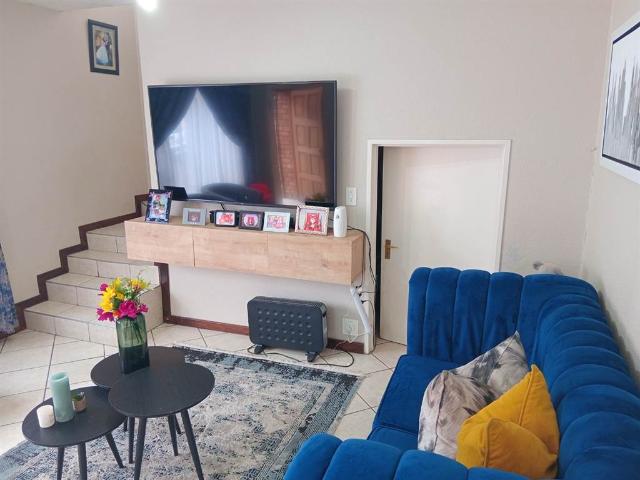 Townhouse for sale in Ekurhuleni, Gauteng