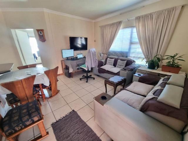 Townhouse for sale in Ekurhuleni, Gauteng