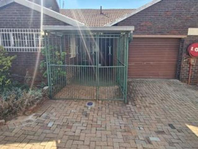 Townhouse for sale in Westonaria, Gauteng