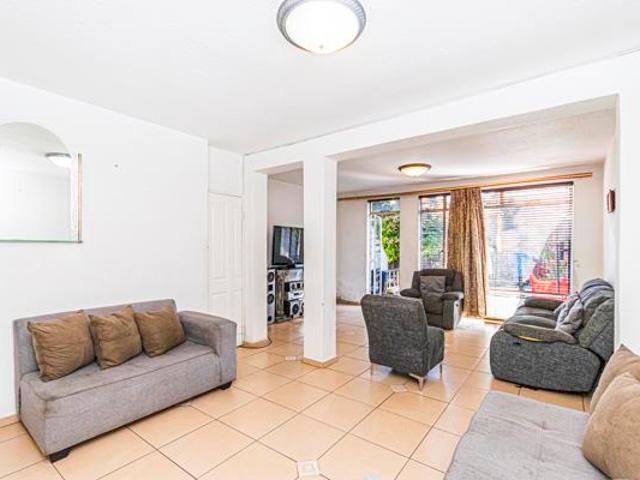 Townhouse for sale in West Rand Garden estates, Westonaria Local Municipality