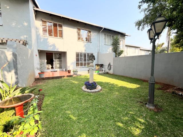 Townhouse for sale in Nooitgedacht, Gauteng