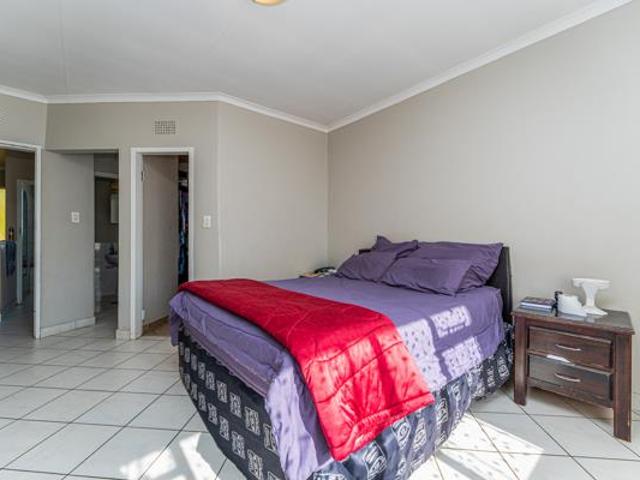 Townhouse for sale in Westonaria, Gauteng