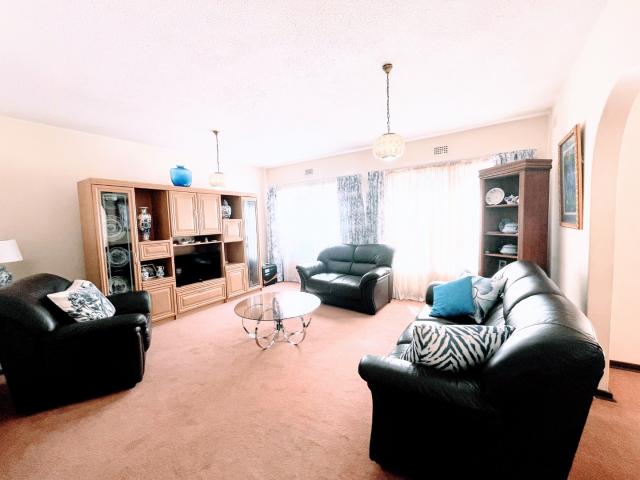 Townhouse for sale in Nooitgedacht, Gauteng