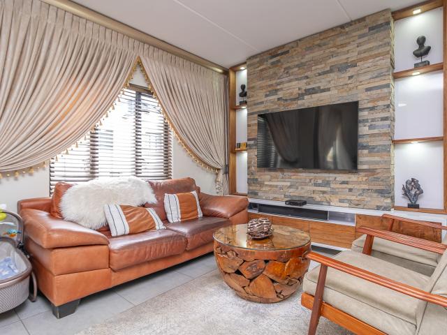 Townhouse for sale in Alexandra, Gauteng