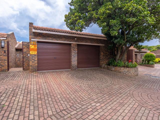 Townhouse for sale in Alexandra, Gauteng