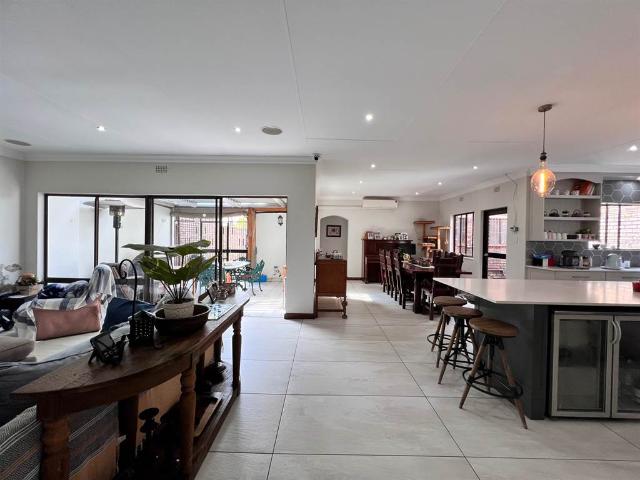 Townhouse for sale in Johannesburg