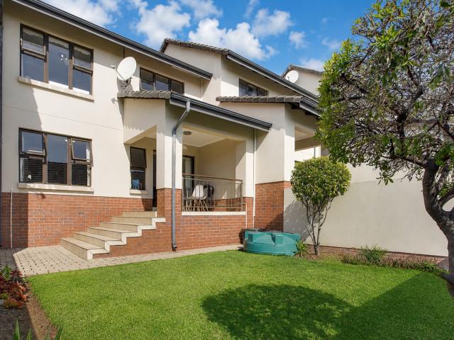Townhouse for sale in Alexandra, Gauteng