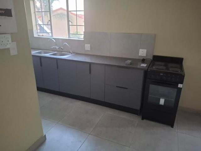 Townhouse for rent in Waterkloof, Gauteng