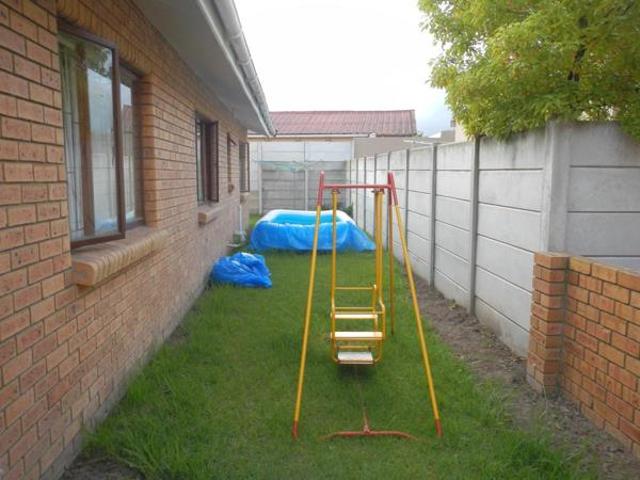 Townhouse for rent in Groot Brak Rivier, Western Cape
