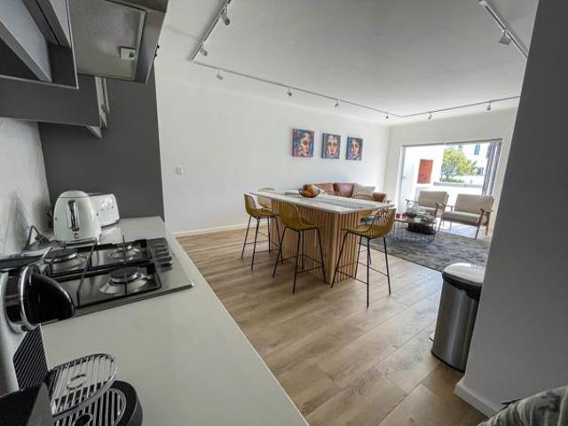 Townhouse for rent in Durbanville, Western Cape