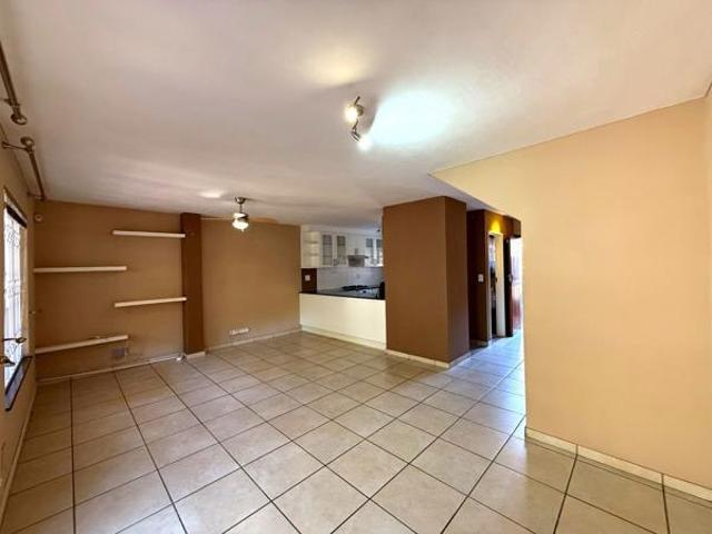 Townhouse for rent in Seaview, Kwazulu-natal