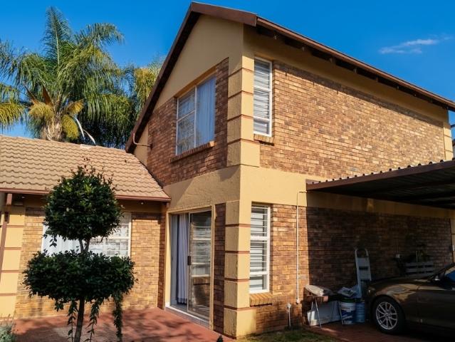 Townhouse for sale in Ekurhuleni, Gauteng