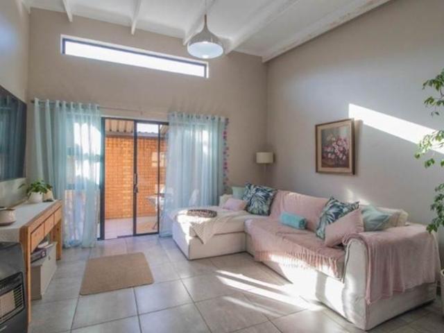 Townhouse for sale in Ekurhuleni, Gauteng