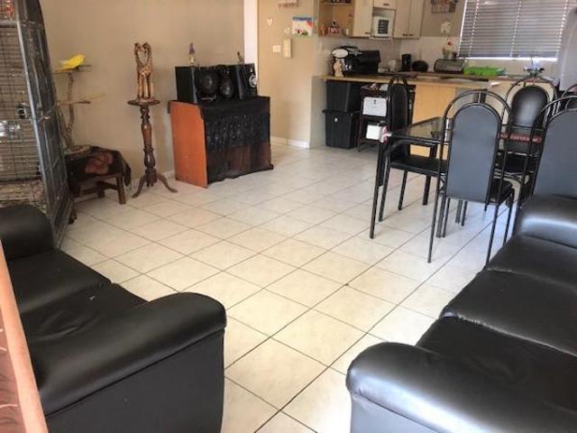 Townhouse for rent in Ekurhuleni, Gauteng