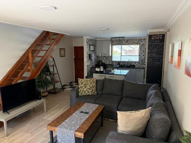 Townhouse for rent in Jansenpark, City of Ekurhuleni Metropolitan Municipality