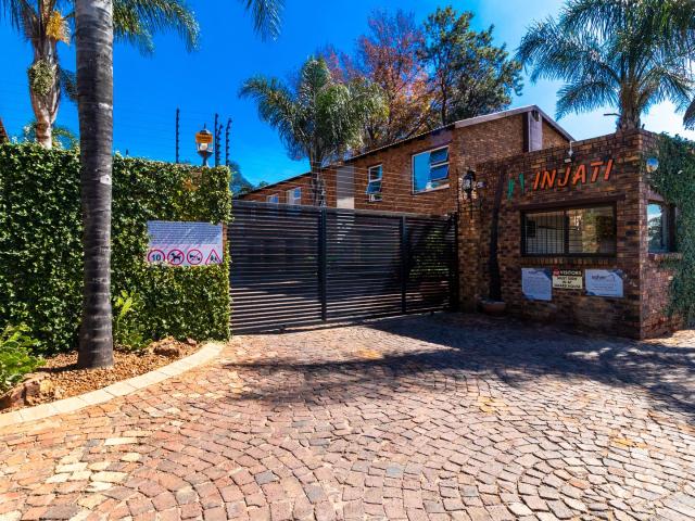Townhouse for sale in Kempton Park