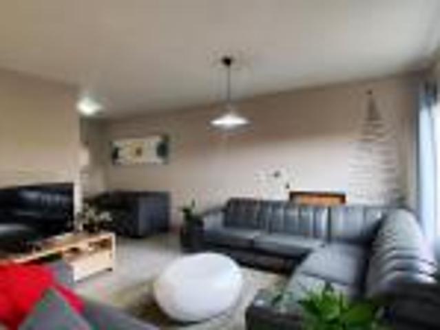 Townhouse for sale in Kempton Park