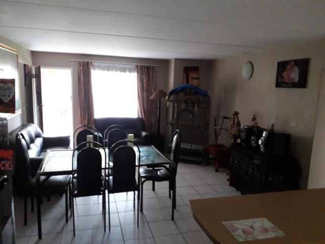 Townhouse for rent in Jansenpark, City of Ekurhuleni Metropolitan Municipality