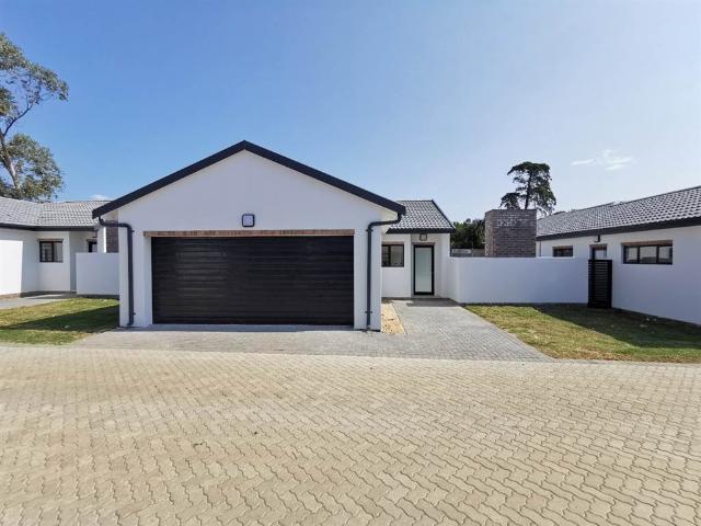 Townhouse for sale in Eastern Cape