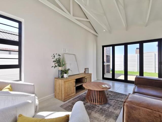 Townhouse for sale in Eastern Cape