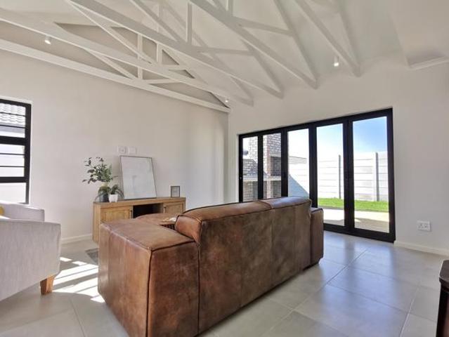 Townhouse for sale in Eastern Cape