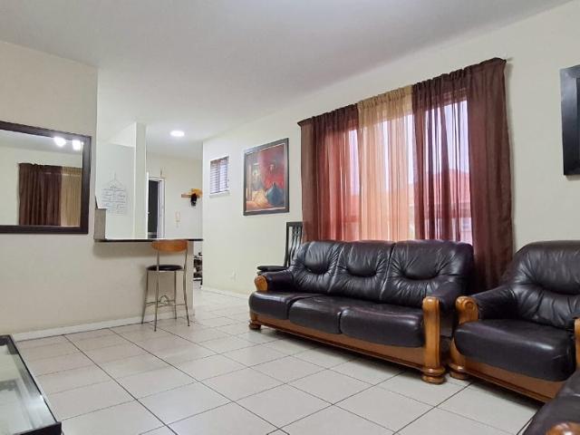 Townhouse for rent in Seaview, Kwazulu-natal