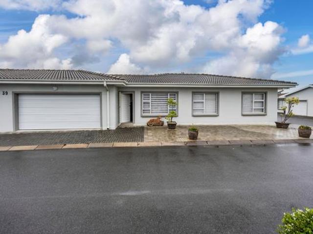 Townhouse for sale in Bisho, Eastern Cape