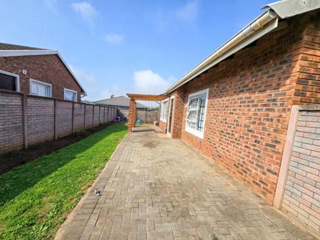 Townhouse for sale in Amatola View, Bhisho
