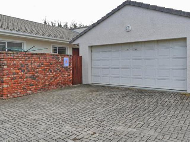 Townhouse for sale in Amatola View, Bhisho