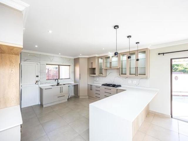 Townhouse for sale in Bisho, Eastern Cape