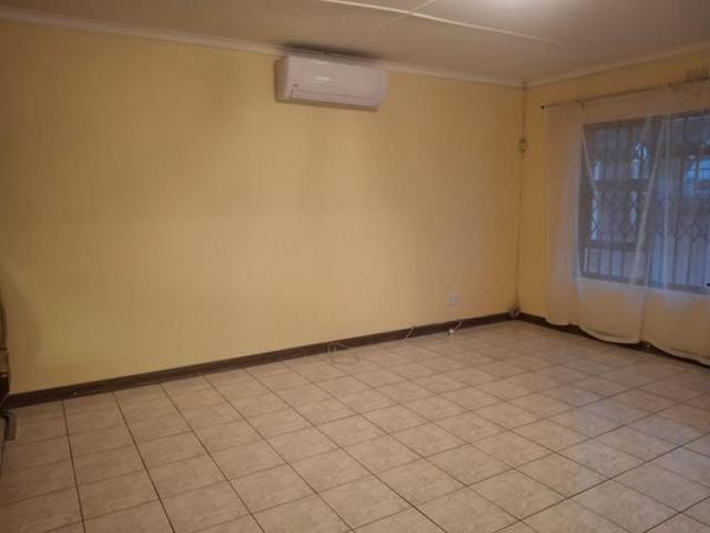 Townhouse for rent in UMhlathuze Municipality, Kwazulu-natal