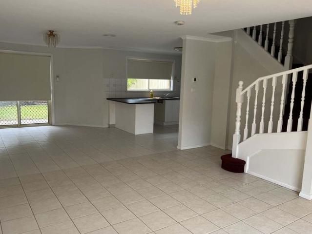 Townhouse for rent in Camerons Creek, Victoria