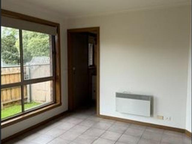 Townhouse for rent in Camerons Creek, Victoria