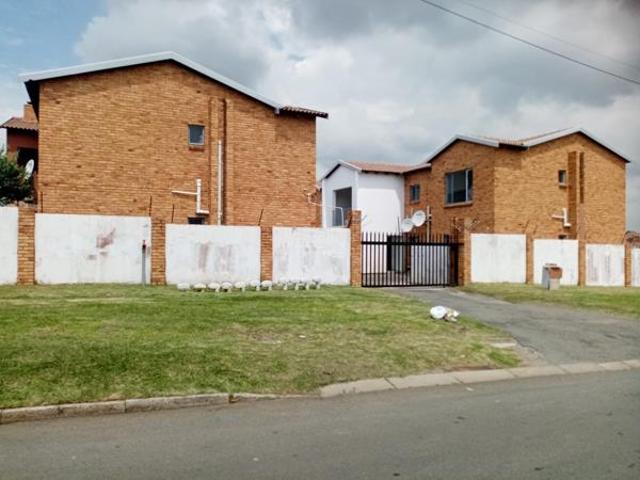 Townhouse for sale in Westonaria, Gauteng
