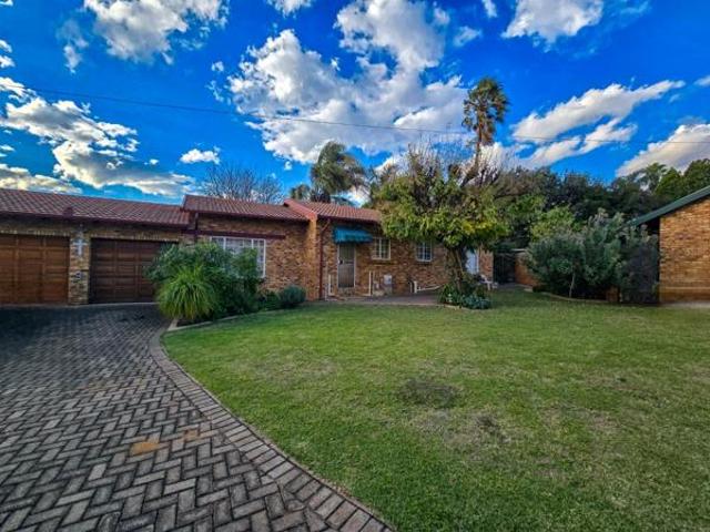 Townhouse for sale in Westonaria, Gauteng