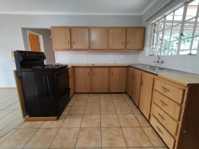 Townhouse for rent in Dr Kenneth Kaunda, North West