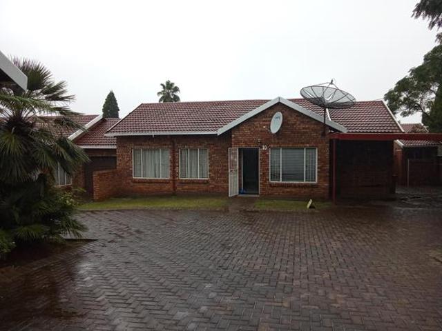 Townhouse for sale in Westonaria, Gauteng