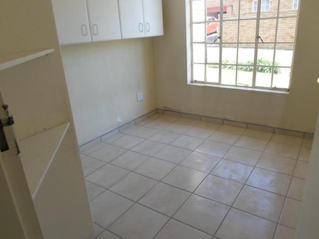 Townhouse for rent in Westonaria, Gauteng