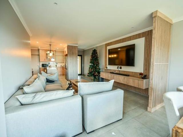 Townhouse for sale in Bloemfontein, Free State