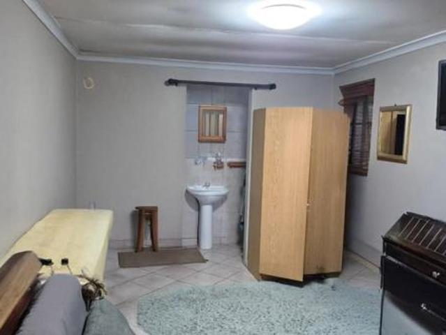 Townhouse for sale in Cape Town, Western Cape