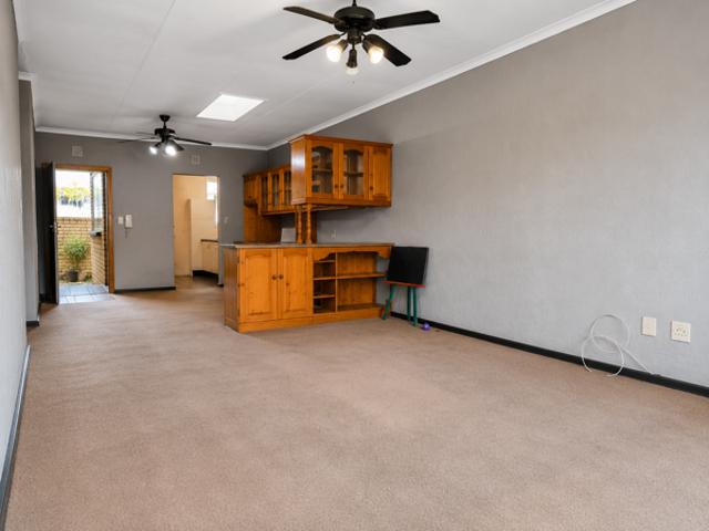Townhouse for sale in West Rand Garden estates, Westonaria Local Municipality
